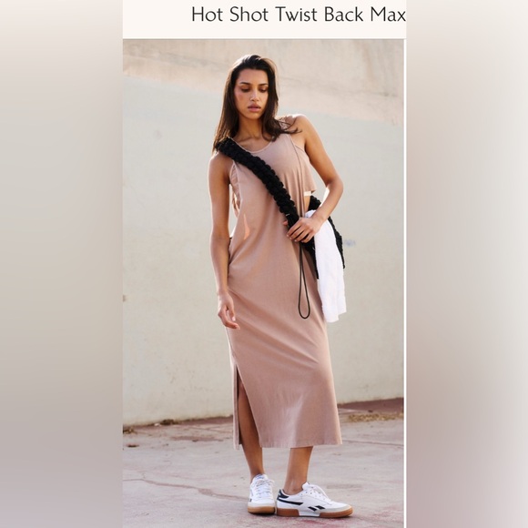 Free People - Picture 1 of 5